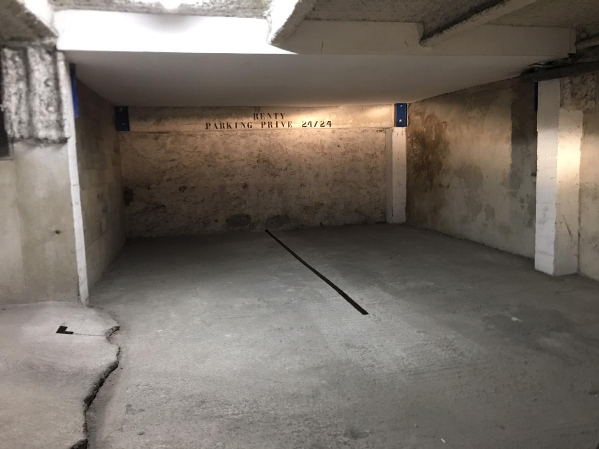 Renty Côté Parc Parking Inclus Marseille